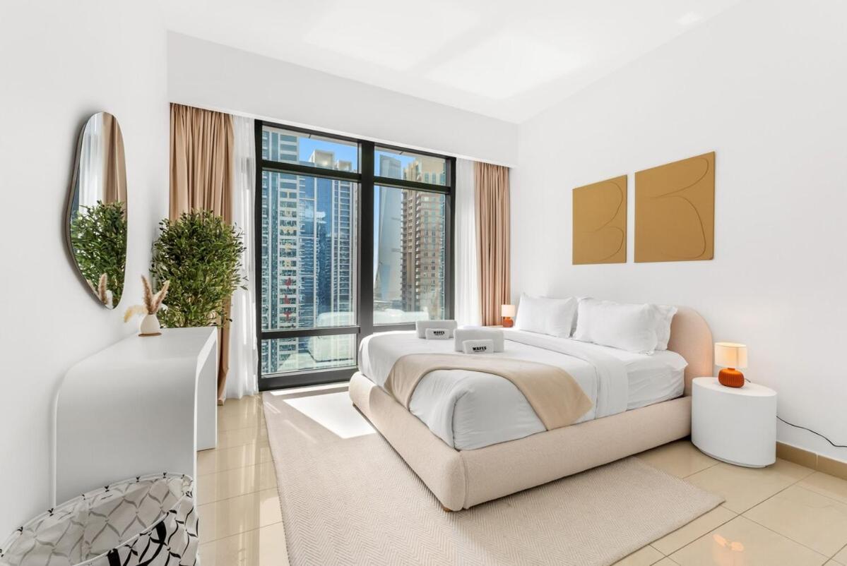 Waves- Cozy 1br Lakefront In Jlt Dubai
