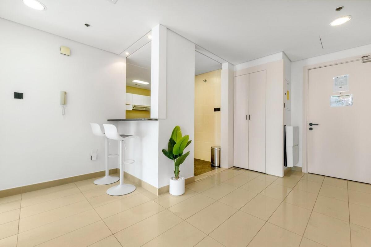 Apartment Waves- Cozy 1br Lakefront In Jlt
