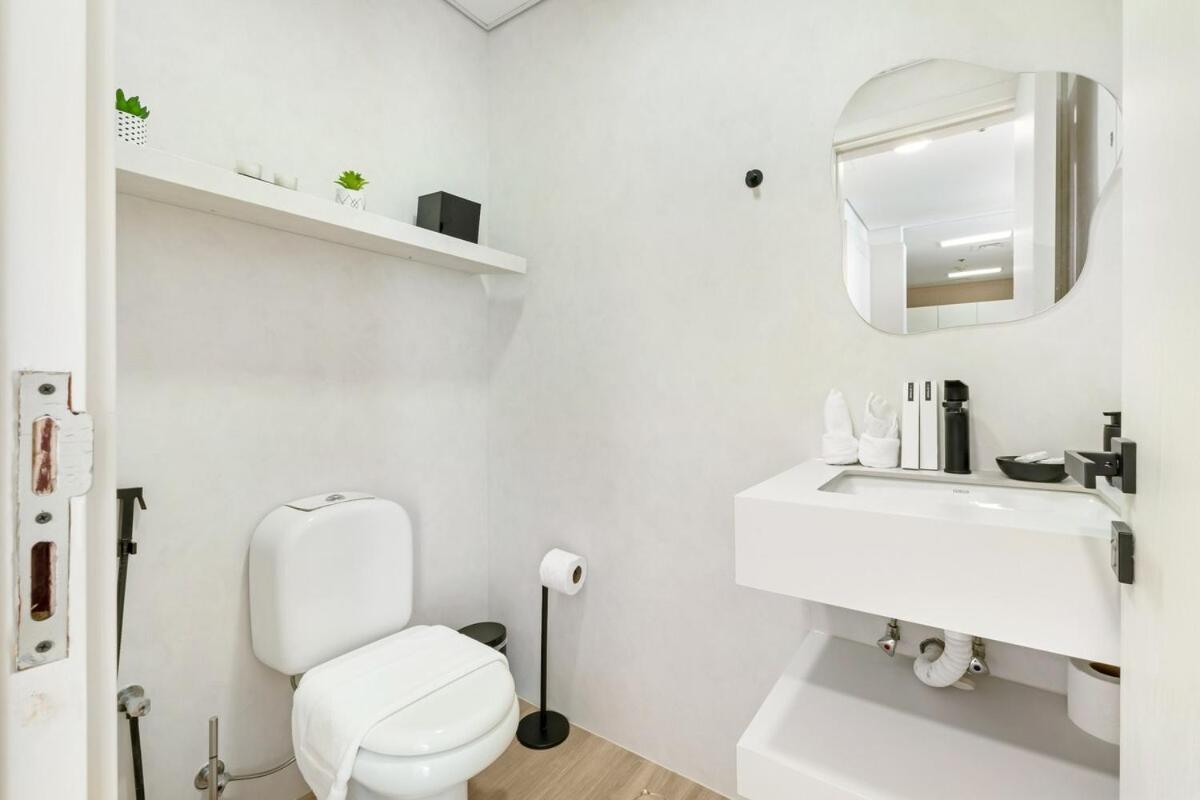 Apartment Waves- Cozy 1br Lakefront In Jlt Dubai