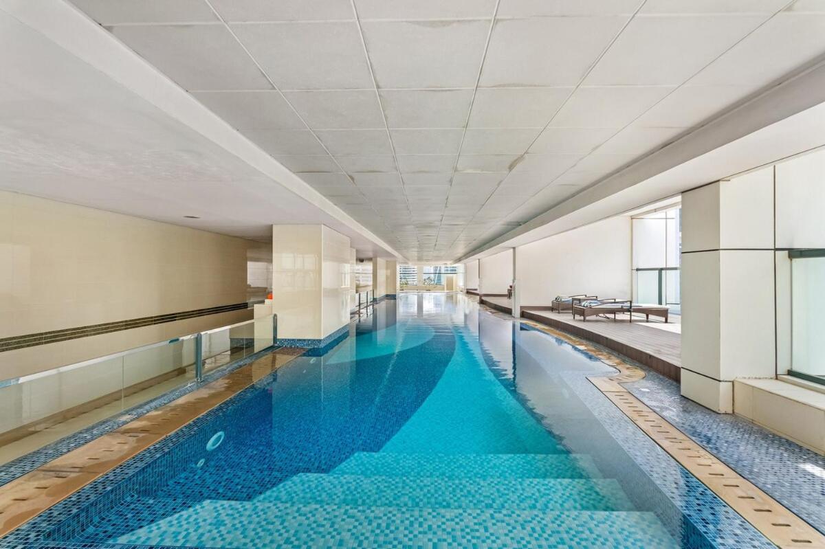 Waves- Cozy 1br Lakefront In Jlt Apartment *
