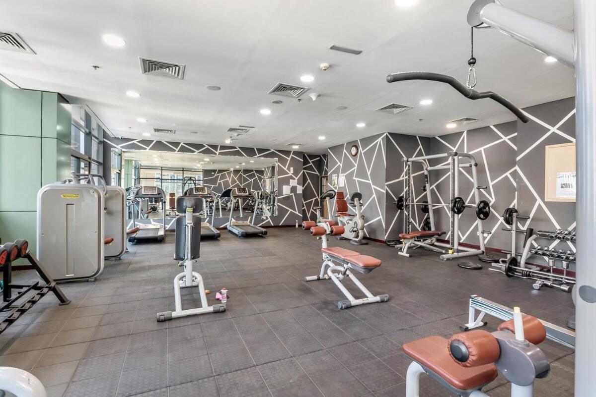 Apartment Waves- Cozy 1br Lakefront In Jlt Dubai